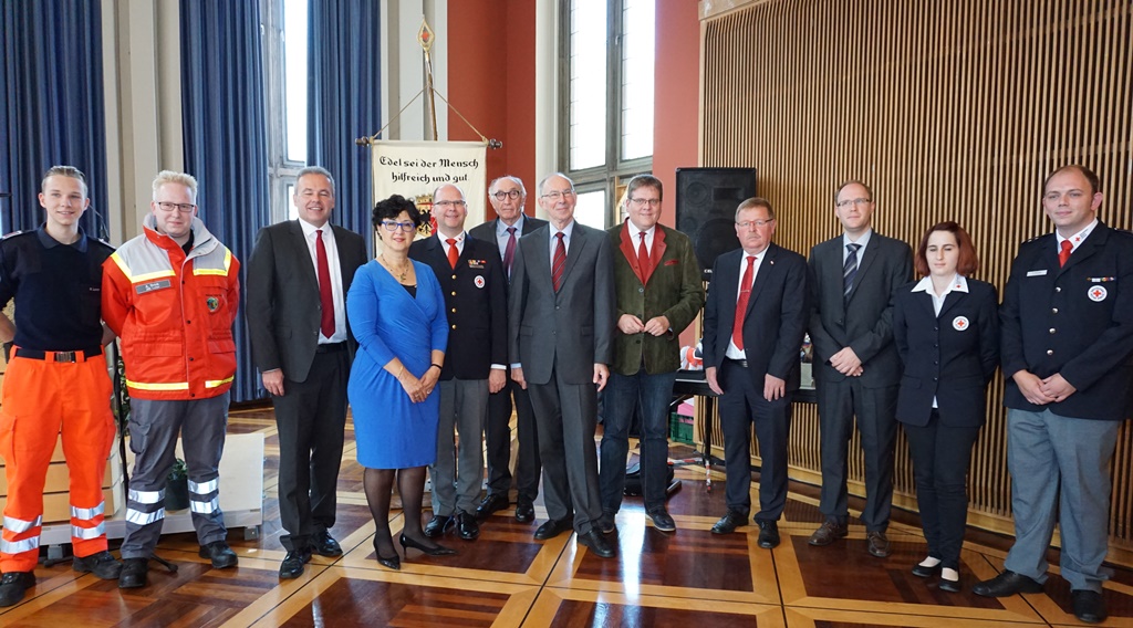 150 Jahre DRK Ortsverein Minden e.V. 150 Jahre DRK Ortsverein Minden e.V.